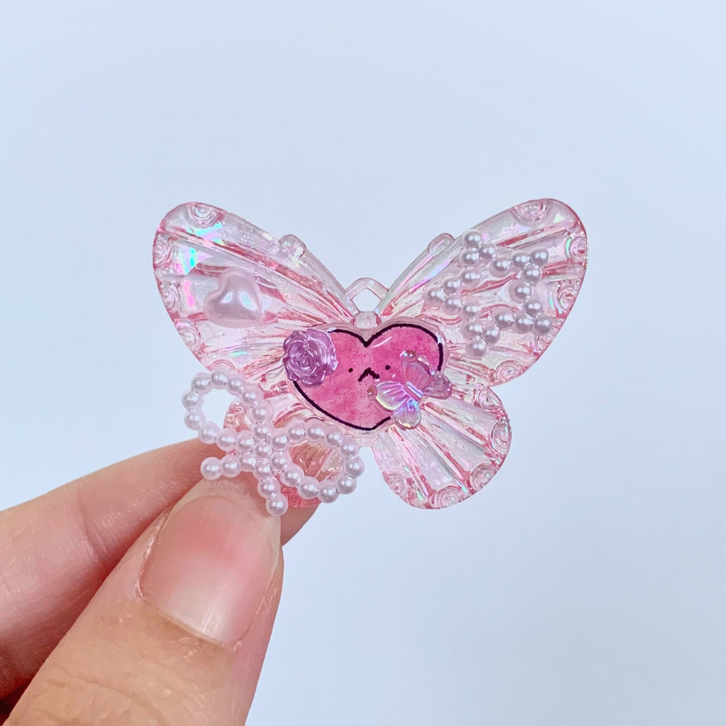 E-mo Heart Charm with Giant Butterfly (Pink)