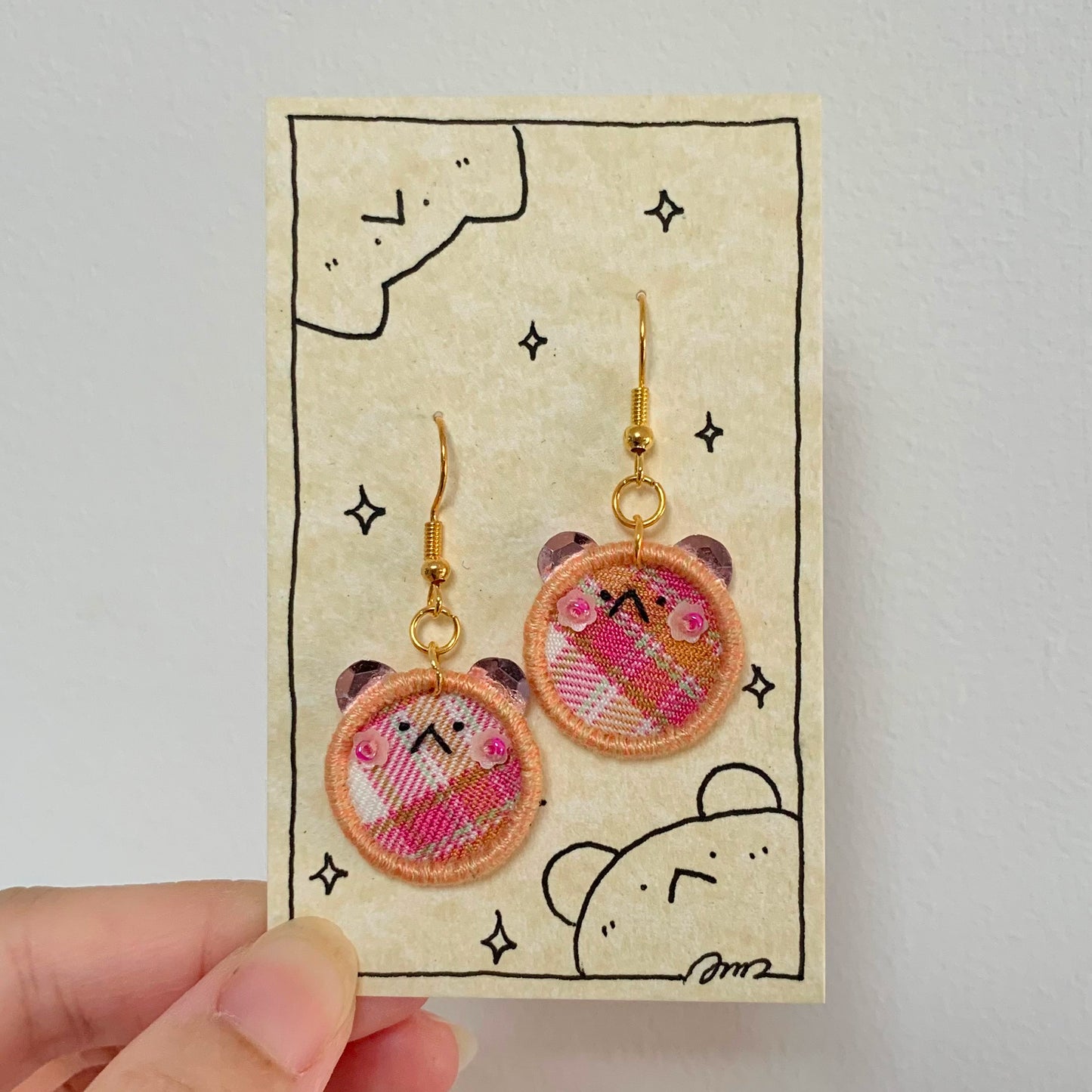 Embroidery E-mo Bear Earrings (Pink)