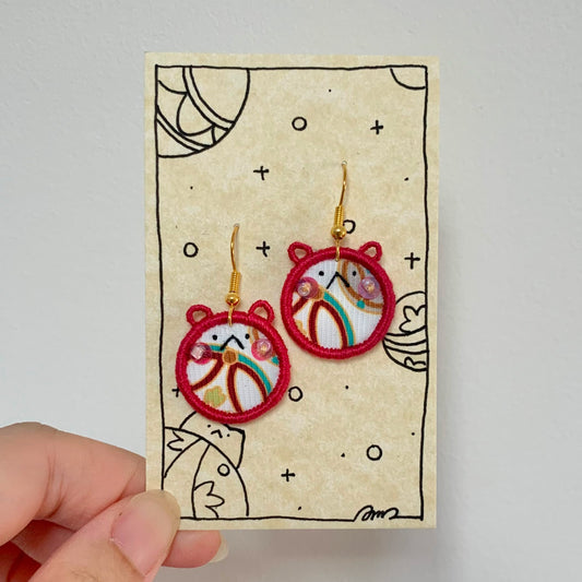 Embroidery E-mo Bear Earrings (Red)
