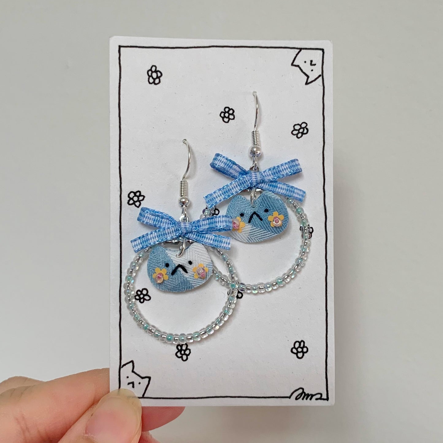 Embroidery E-mo Cat Earrings (Blue)