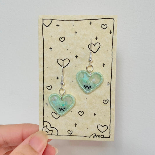 Embroidery E-mo Cat with Heart Earrings (Green + shaky)