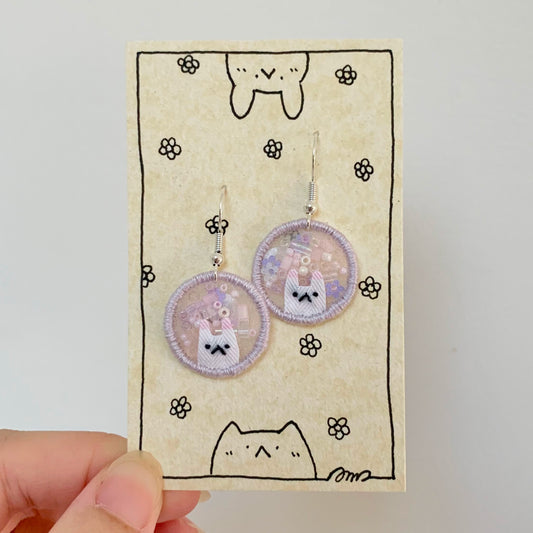 Embroidery E-mo Cat Earrings (Light Purple)