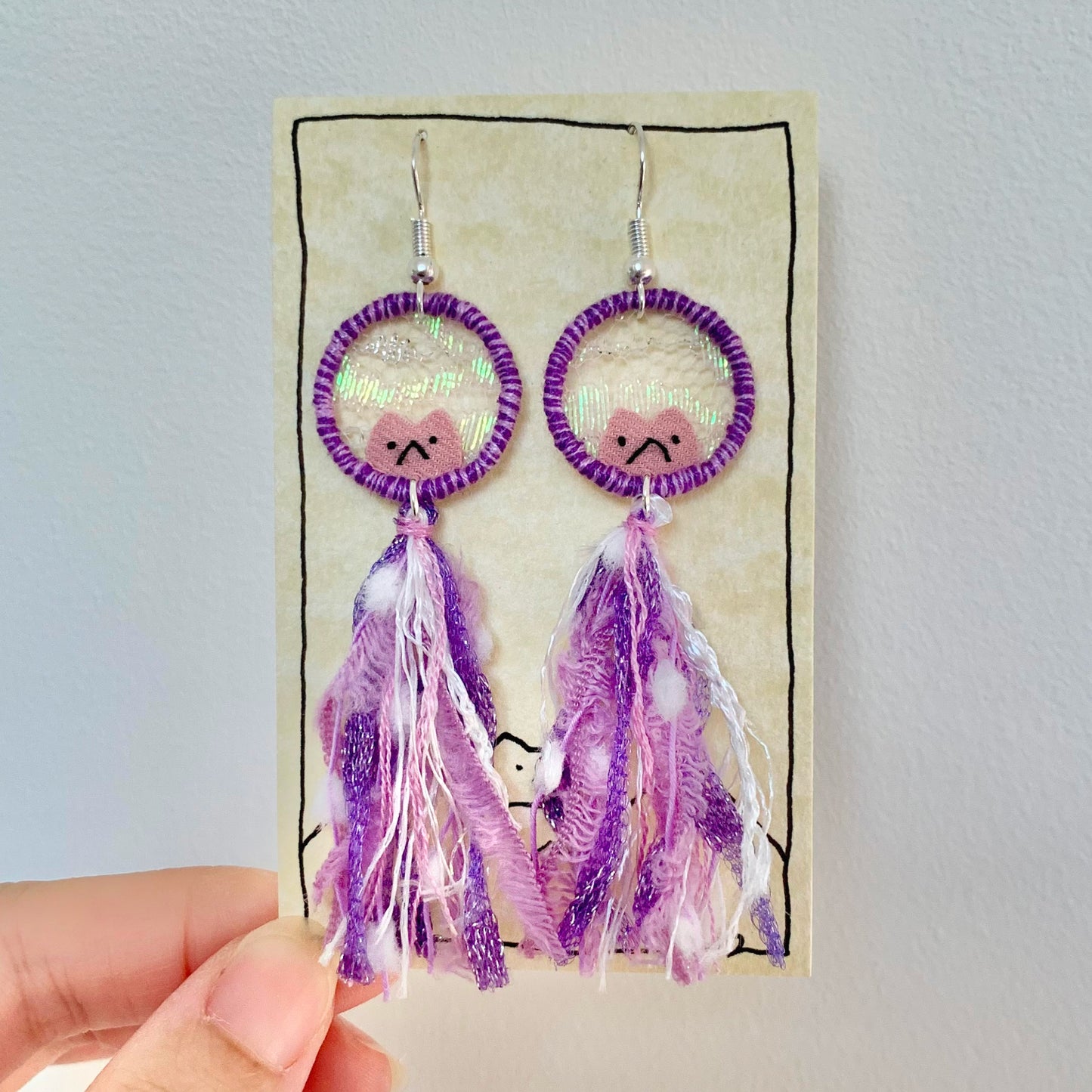 Embroidery E-mo Cat Earrings with tassel (Purple)
