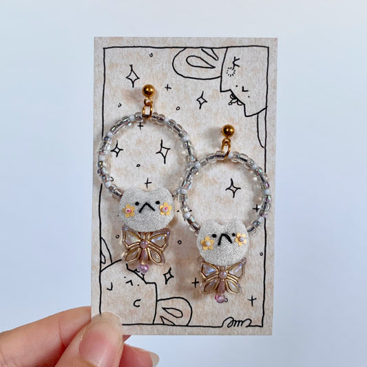 Embroidery E-mo Cat Earrings (Fairy Butterfly)