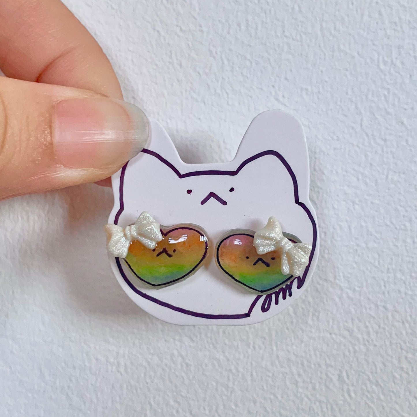 E-mo Heart Earrings (Rainbow)